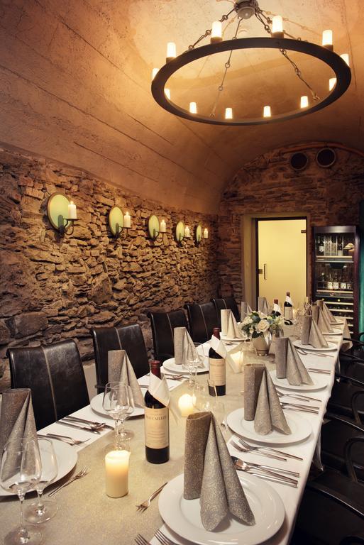 Hotel Ambassador Kosice Ngoại thất bức ảnh