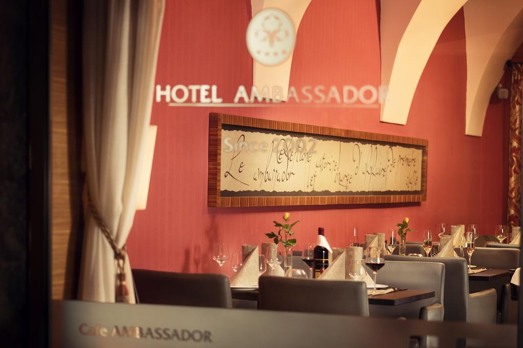Hotel Ambassador Kosice Ngoại thất bức ảnh