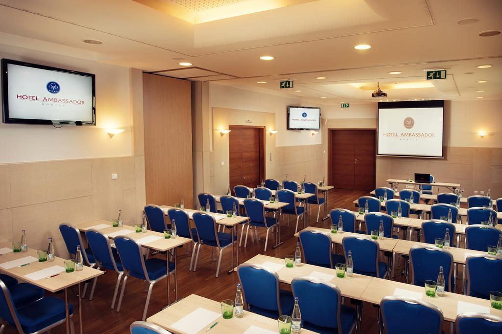 Hotel Ambassador Kosice Ngoại thất bức ảnh