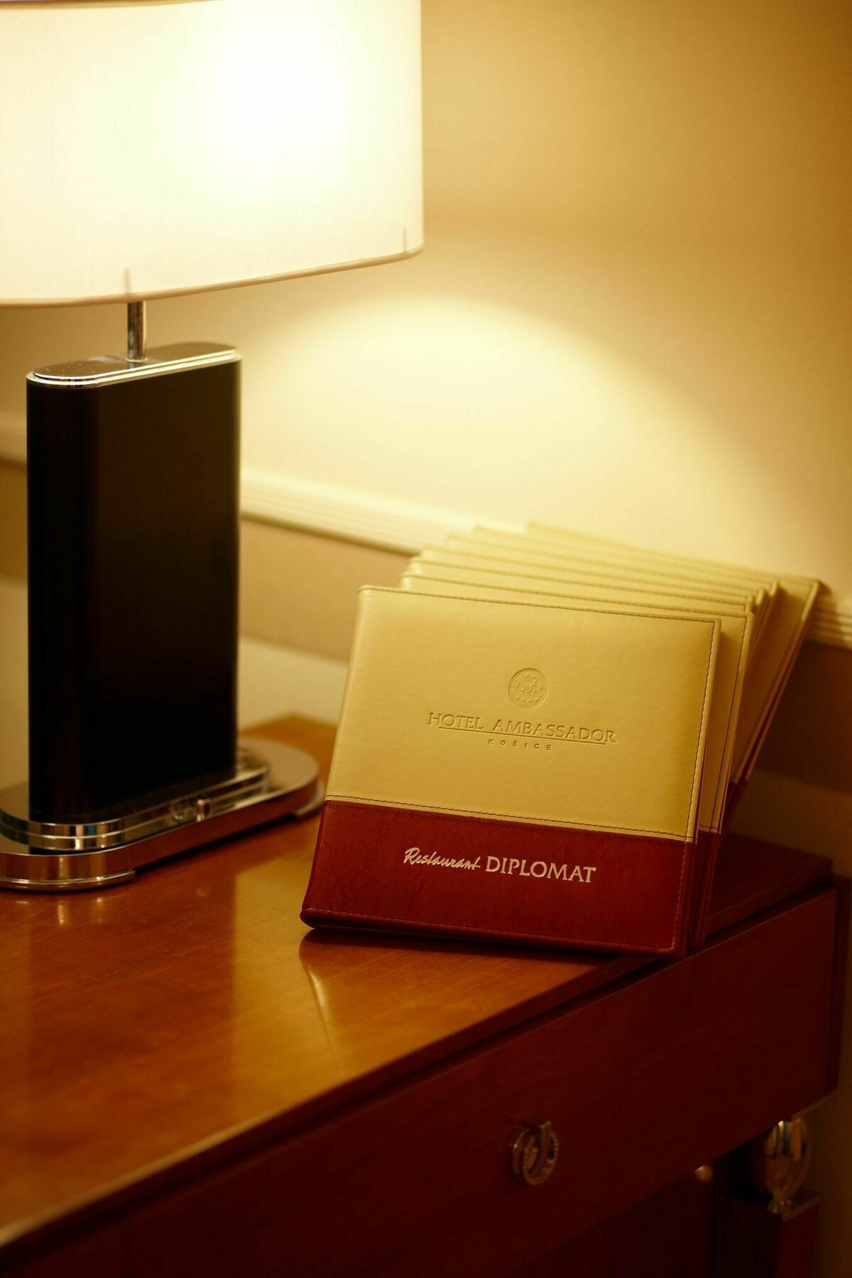 Hotel Ambassador Kosice Ngoại thất bức ảnh