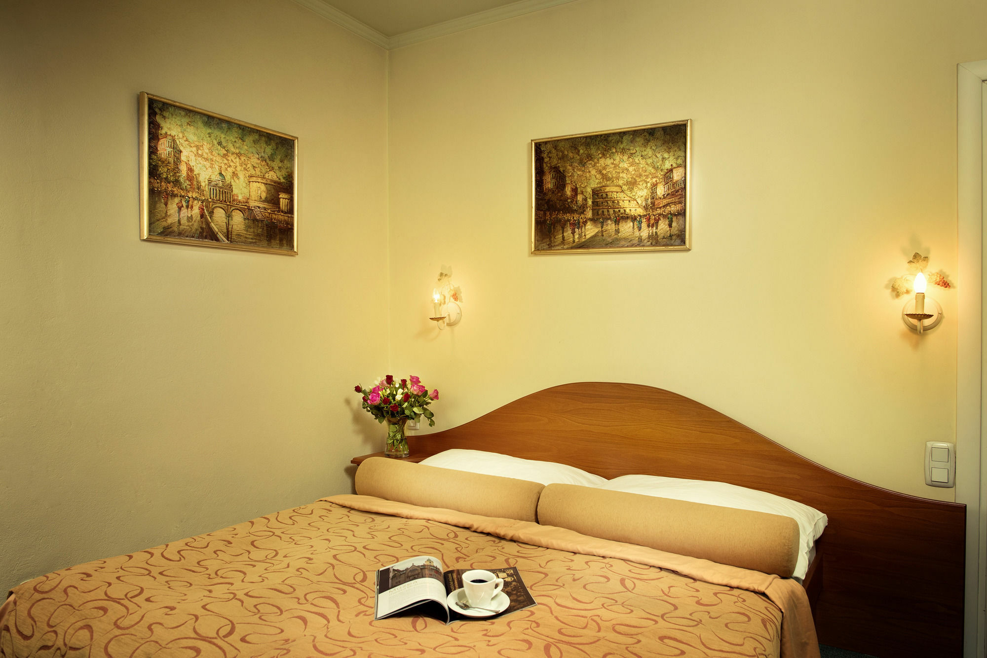 Hotel Ambassador Kosice Ngoại thất bức ảnh